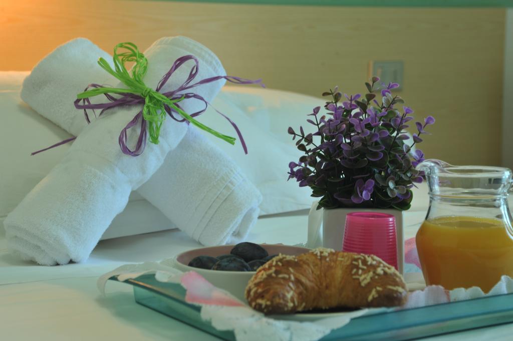 Hotel Santoianni à San Martino in Pensilis Chambre photo