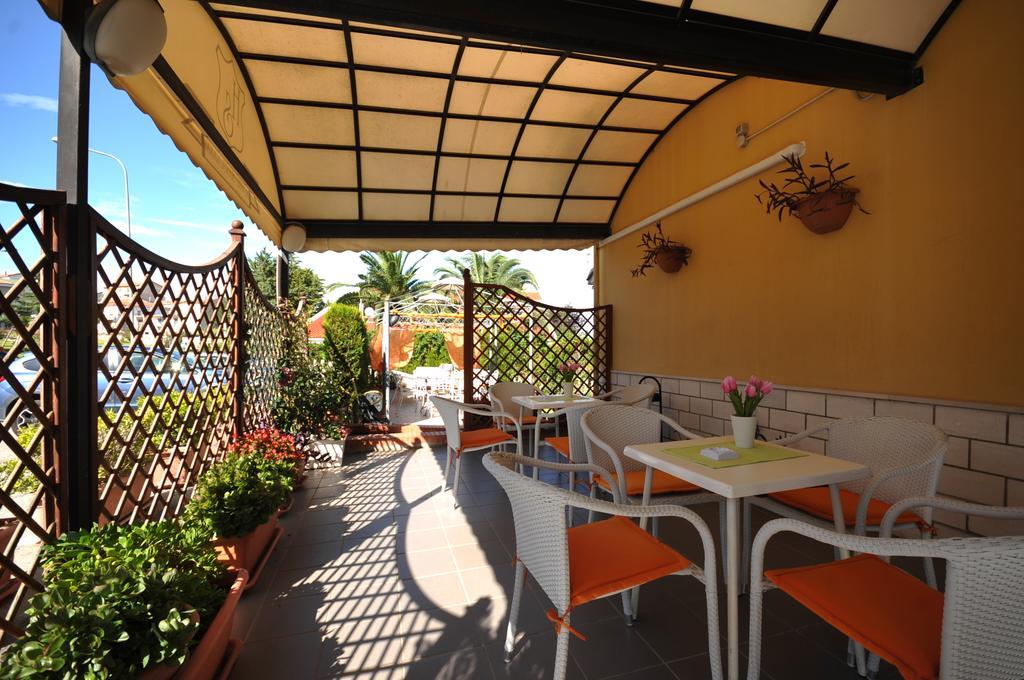 Hotel Santoianni à San Martino in Pensilis Chambre photo
