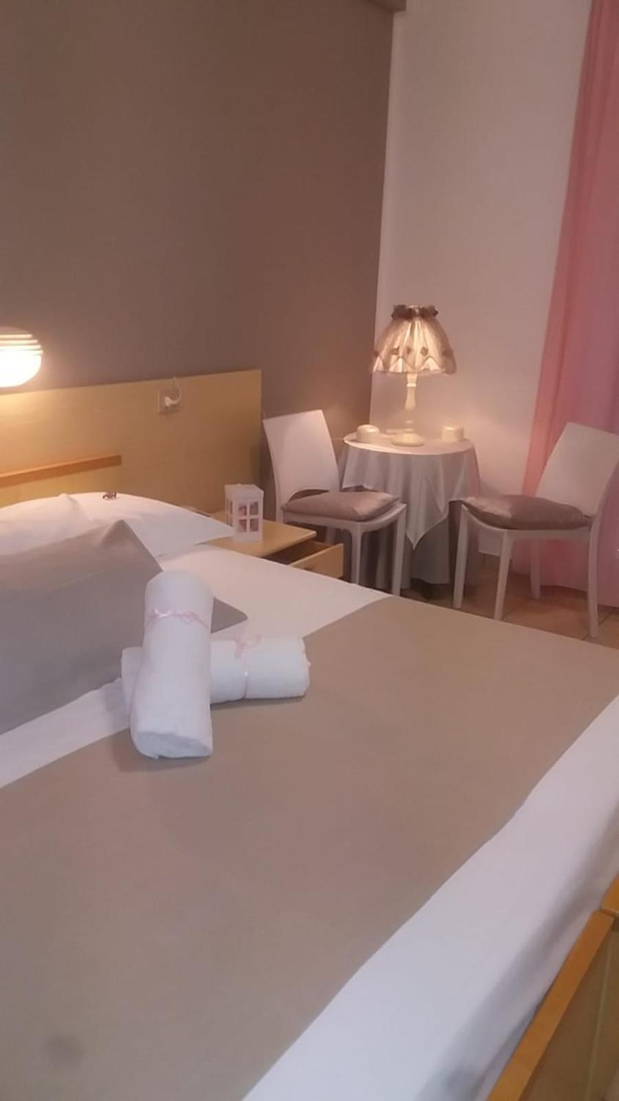 Hotel Santoianni à San Martino in Pensilis Extérieur photo