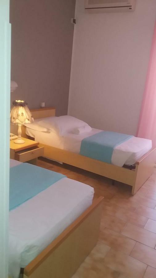 Hotel Santoianni à San Martino in Pensilis Extérieur photo