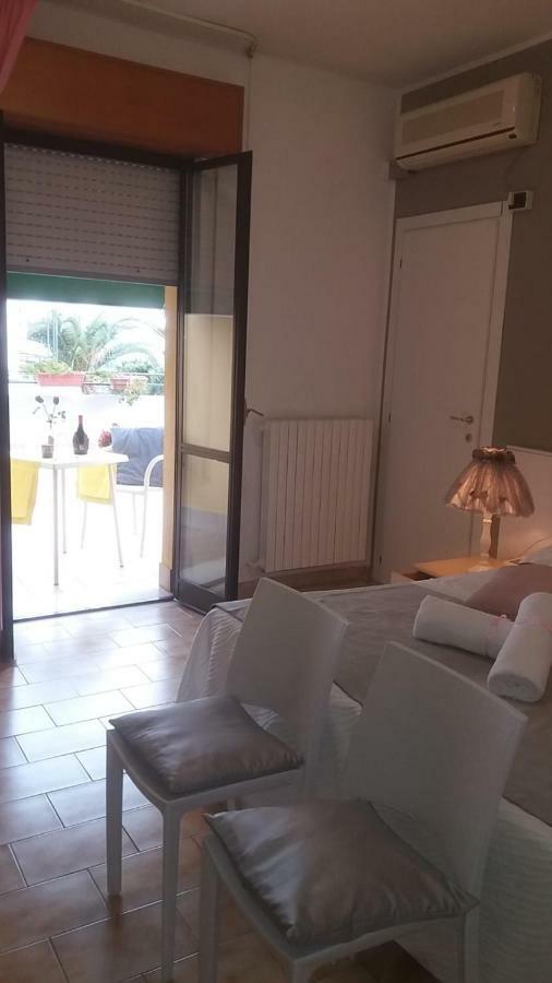 Hotel Santoianni à San Martino in Pensilis Extérieur photo